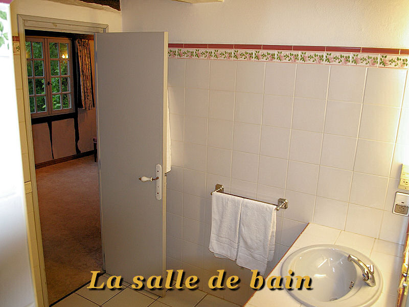 salle de bain chambre Nivelle